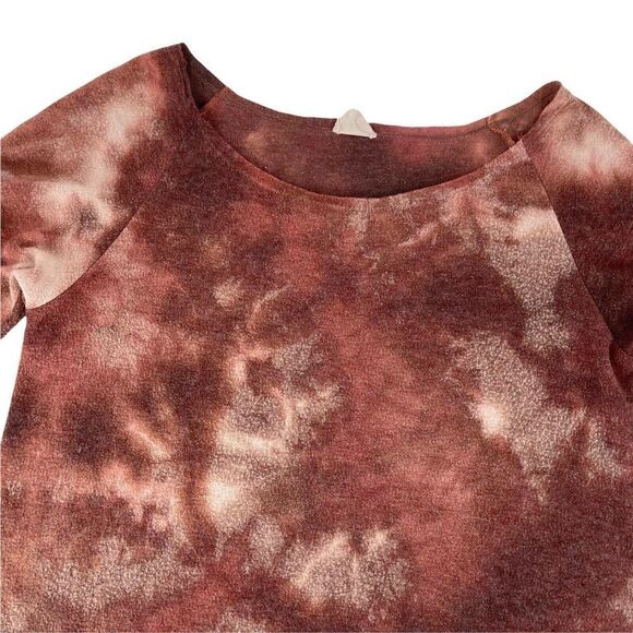 Tie Dye Sweatshirt Boat Neck Red Cozy Inside Out Fuzzy Size M 143 Story Lounge - Picture 3 of 6